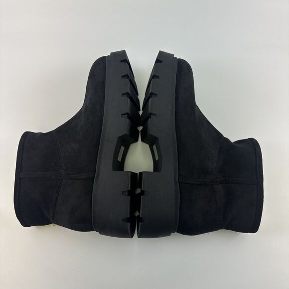 Torrid Lug Sole Bootie Pull On Short Black Faux Suede Fleece Lined 12 WW Wide - Picture 12 of 14